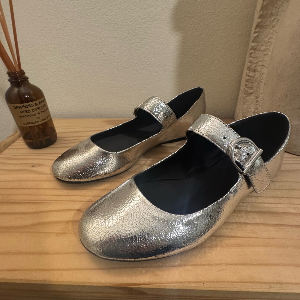 Zara Leather Metallic Silver Mary Jane Flats with Buckle